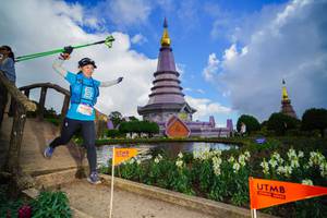 BIB: 3195
                            <button type="button" onclick="openModal(19228416)" class="btn btn-primary btn-sm float-right btn-popup" data-toggle="modal" data-target=".modal-high-quality">
                        <i class="fas fa-shopping-cart"></i> Add to Cart
                    </button>
                                            <button type="button" onclick="isThisMe(19228416, true)" class="btn btn-success btn-sm float-right btn-popup btn-isme hidden" data-toggle="tooltip" data-placement="bottom" title="นี่คือรูปของคุณใช่ไหม คลิกที่นี่เพื่อเอาเข้าอัลบั้ม">
                        <i class="fas fa-plus"></i> Add to album
                    </button>
                    <button type="button" onclick="isThisMe(19228416, false)" class="btn btn-warning btn-sm float-right btn-popup btn-isnotme hidden">
                        <i class="fas fa-ban"></i> Remove from album
                    </button>